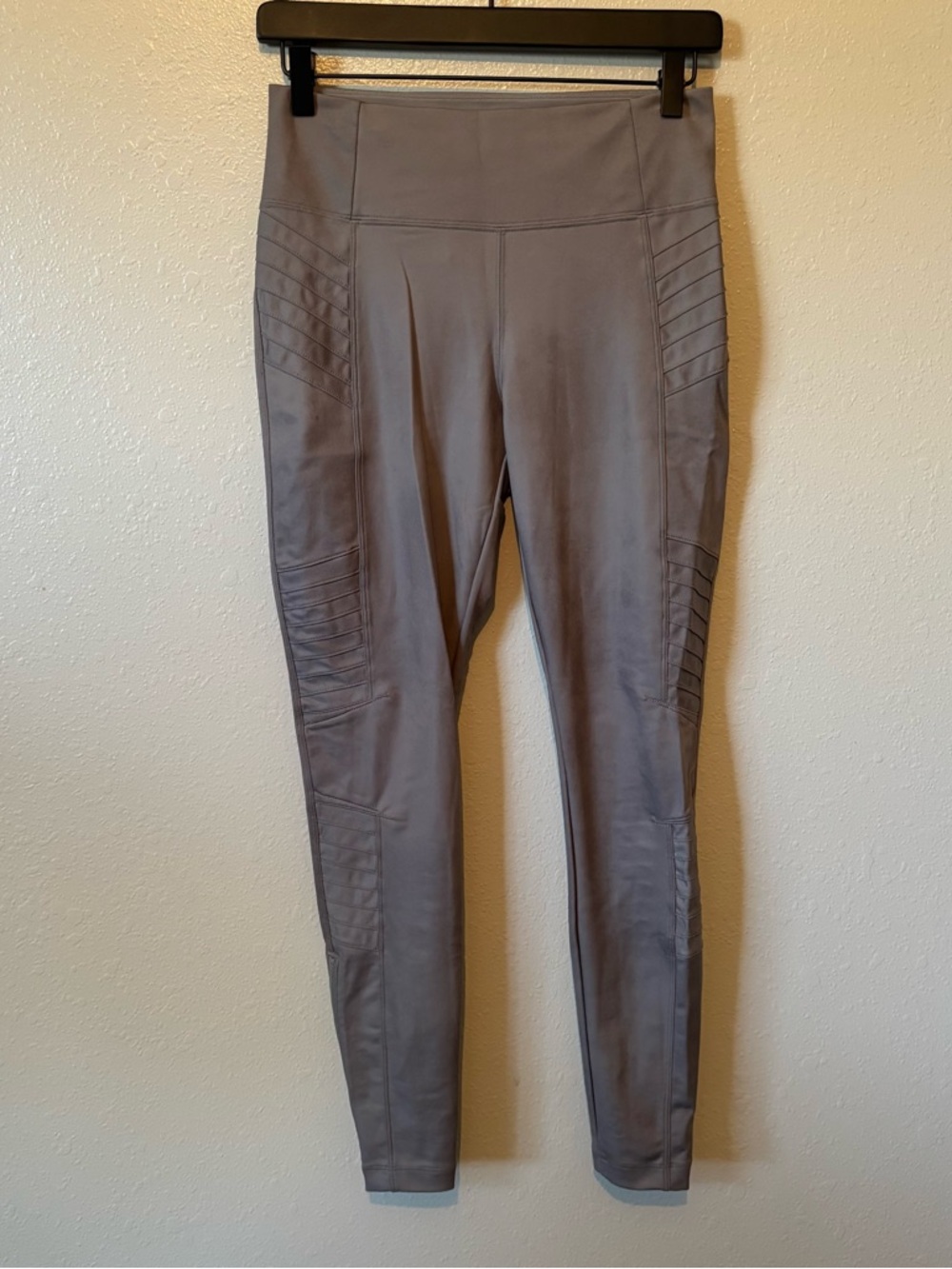 Athleta delancey gleam moto tight
